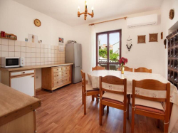 Apartmenthaus Maribela Arbanija (Insel Ciovo)