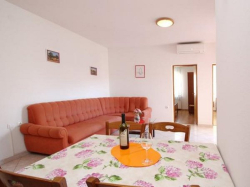 Apartmenthaus Derencinovic Baska (Insel Krk)