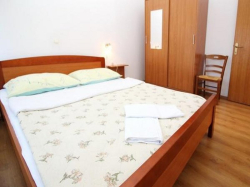 Apartmenthaus Derencinovic Baska (Insel Krk)