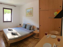 Apartmenthaus Lisac-Baška Baska (Insel Krk)