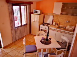 Apartmenthaus LUČIĆ  Ivan Dolac (Insel Hvar)