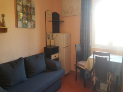 Apartmenthaus Vivien Kustici (Insel Pag)