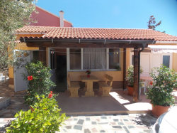 Apartmenthaus Vivien Kustici (Insel Pag)