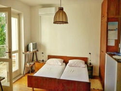 Apartmenthaus Tri Kugle Novalja (Insel Pag)