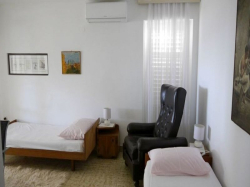 Apartmenthaus Tri Kugle Novalja (Insel Pag)