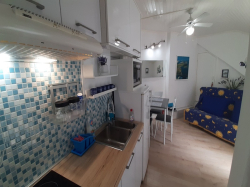 Apartmenthaus TINA Novalja (Insel Pag)