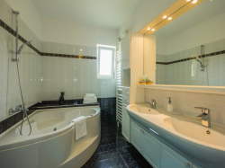 Apartmenthaus Grozić  Opatija