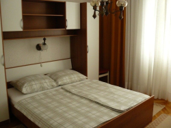 Apartmenthaus Maca Palit (Insel Rab)