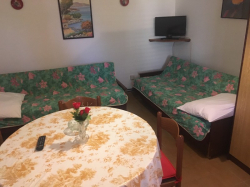 Apartmenthaus Apartmani Bencic Premantura