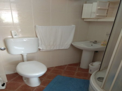 Apartmenthaus Apartmani Ana-Marija  Ribarica