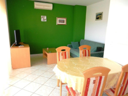 Apartmenthaus AUREL Rogoznica