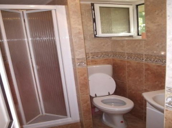 Apartmenthaus DADO Starigrad (Paklenica)