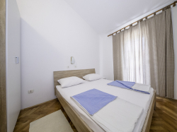 Apartmenthaus Tariba 77 Supetarska Draga (Insel Rab)