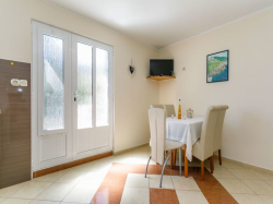 Apartmenthaus Savica Plišić Vrbnik (Insel Krk)