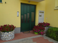 Apartmenthaus Vila Lana Vrsi 