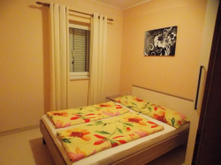 Apartments Vivien Kustici (Island Pag)