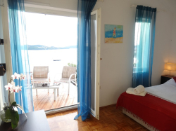 Apartments Trogir Yellow House Okrug Gornji (Island Ciovo)